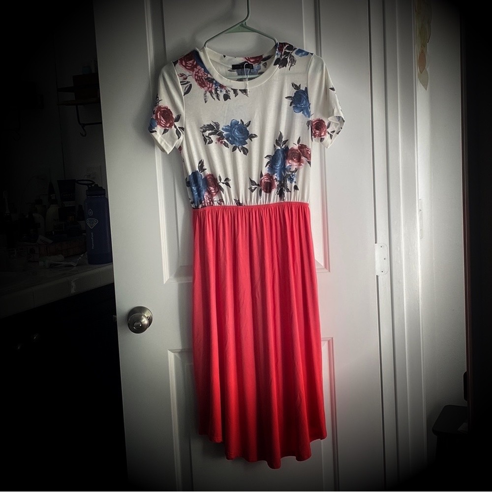 Casual Sleeveless Midi Dress